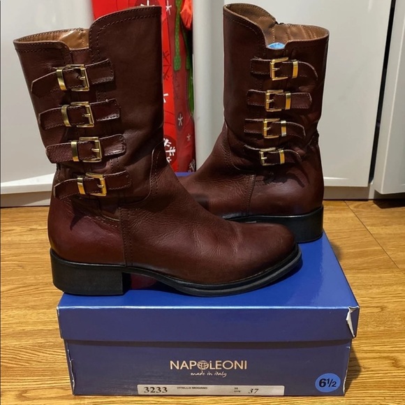 Boots - Picture 2 of 7